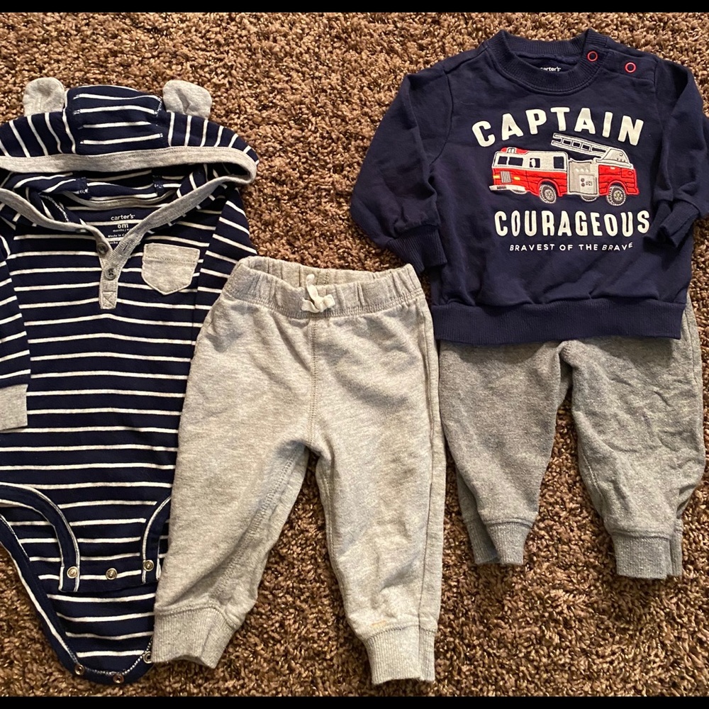 Bundle of two outfits